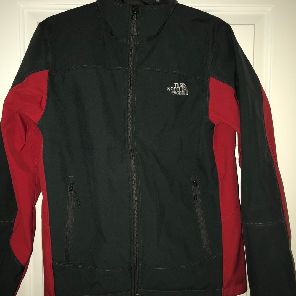 Men’s Northface dark grey and red *worn once*